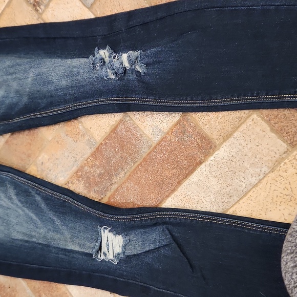 Indigo Rein Dark Blue Distressed Ankle Jeans - Picture 9 of 10